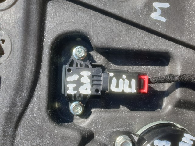  KD3557KC0 Mazda