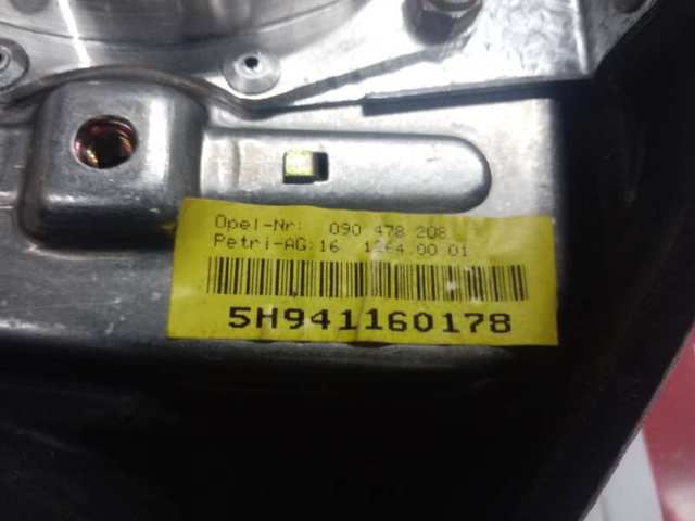 Подушка в руле Opel 90478208