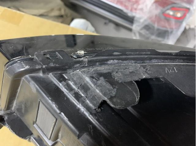 Купить GJ3213W029 Land Rover Фара основная правая