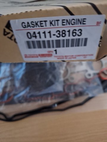 Полный комплект прокладок двигателя Toyota 0411138163 цена, от 174.66 USD