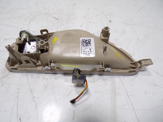 Ручка двери задней внутренняя левая A2057600300 Mercedes