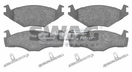 Колодки тормозные передние дисковые SWAG 30916012