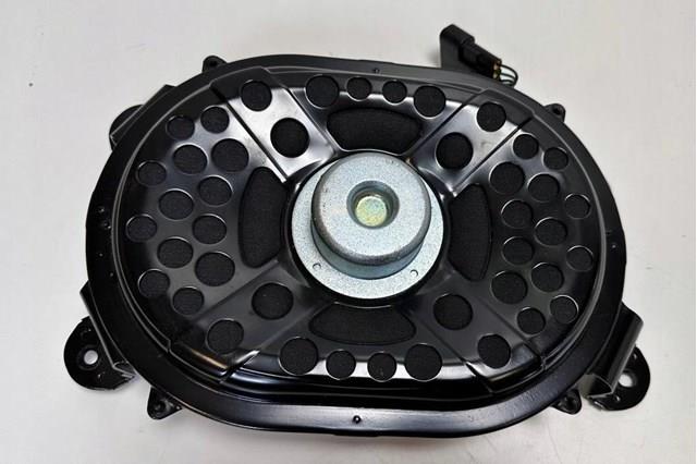 Купить LR081486 Land Rover 