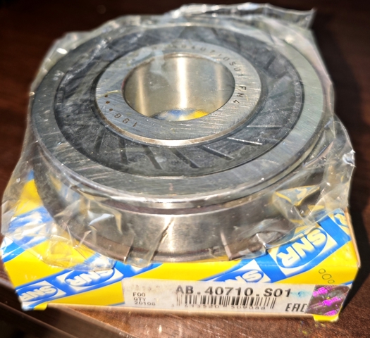Подшипник КПП AB40710S01 SNR