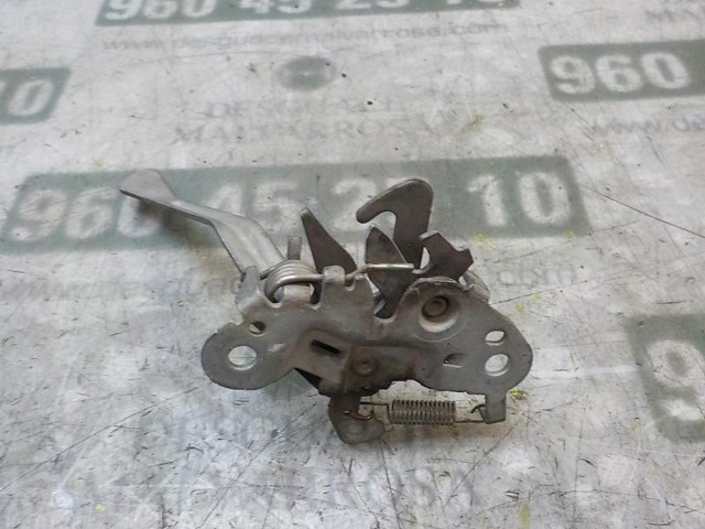  Замок капота Citroen C4 
