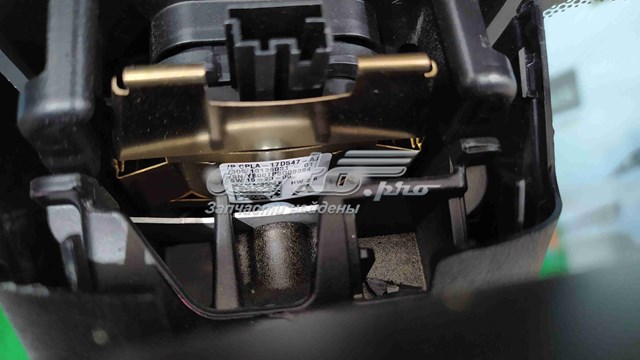 Купить LR048377 Land Rover 