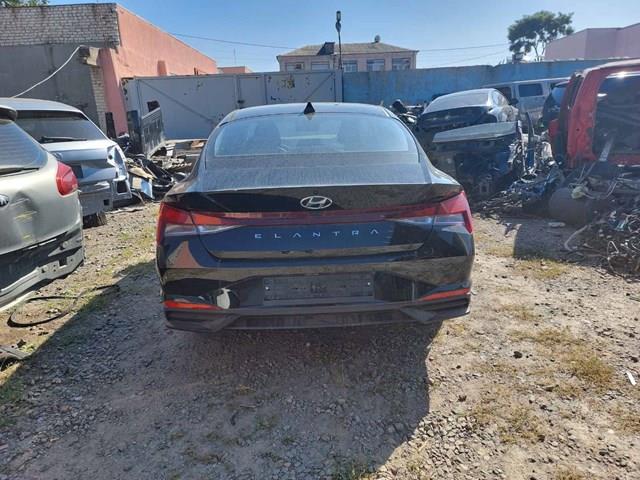 69200AA010 Hyundai/Kia Крышка багажника