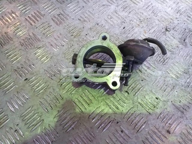 MD333236 MITSUBISHI Cuerpo de mariposa original y equivalente