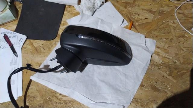  8V5857409S9B9 VAG