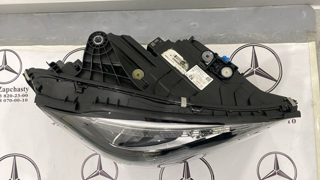  2069068003 Mercedes
