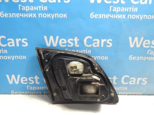 Фонарь задний правый внутренний 265503Y528 Nissan/Infiniti