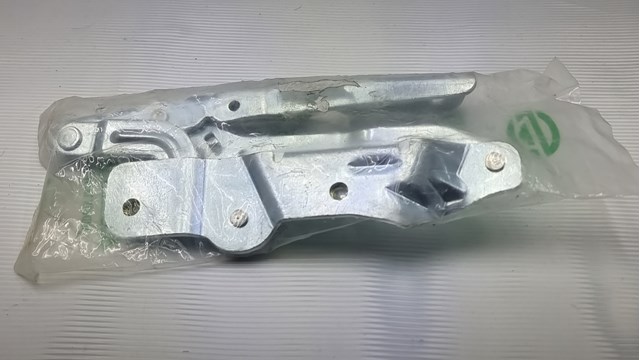 Петля капота правая AM5116800BF Ford