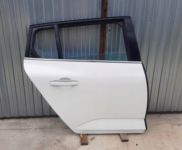 Дверь пассажирская задняя правая Renault Megane IV универсал (K9A, K9M, K9N) (2016 - 2026) цена, от 412.80 USD