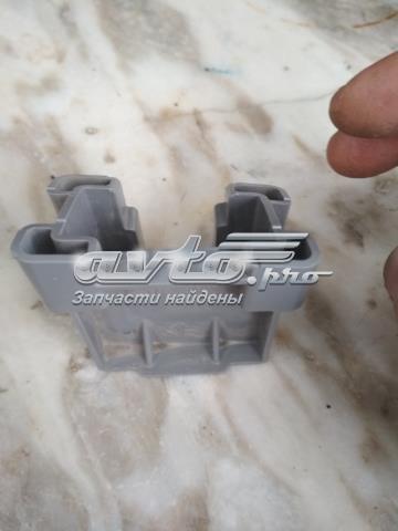 Placa sobreposta do injetor de fluido para lavador da luz dianteira para Mitsubishi Pajero (KH)