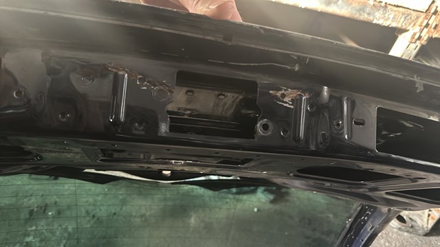 Дверь багажника на Mercedes C (S203)
