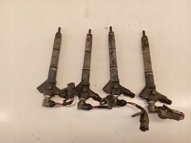 Купить 2367026011 Denso Клапанная форсунка
