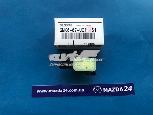 GMK667UC151 Mazda Задние парктроники