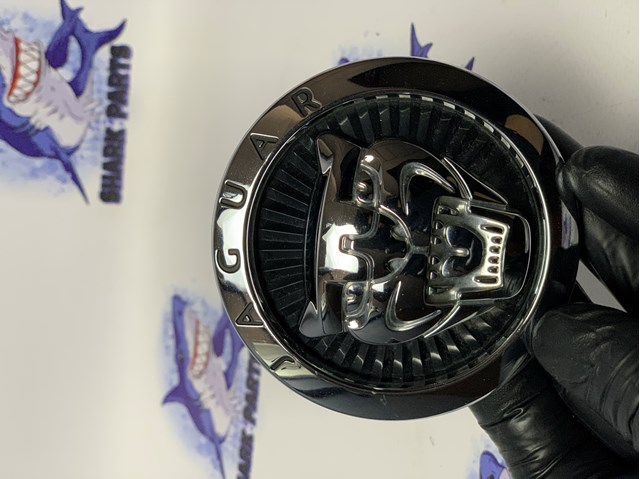Купить C2D45429 Jaguar Эмблема решетки радиатора
