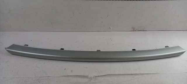 LR024324 Britpart Накладка бампера переднего