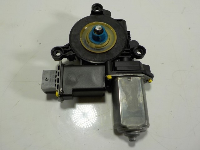 71777780 Fiat/Alfa/Lancia Мотор стеклоподъемника двери передней, левой