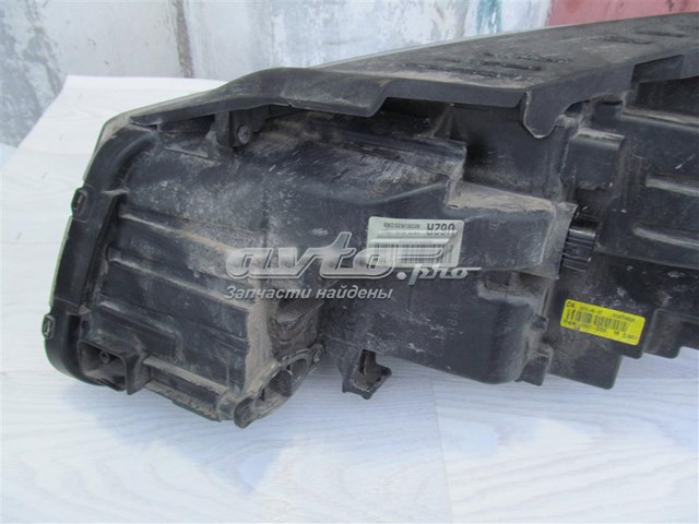 Правая фара 92102C5620 Hyundai/Kia