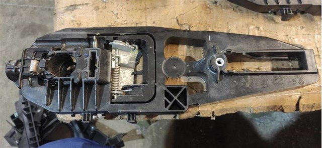  DS73F22464A Ford