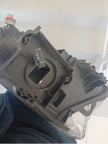 Правая блок фара Ford GJ5413W029BF цена, от 327.68 USD
