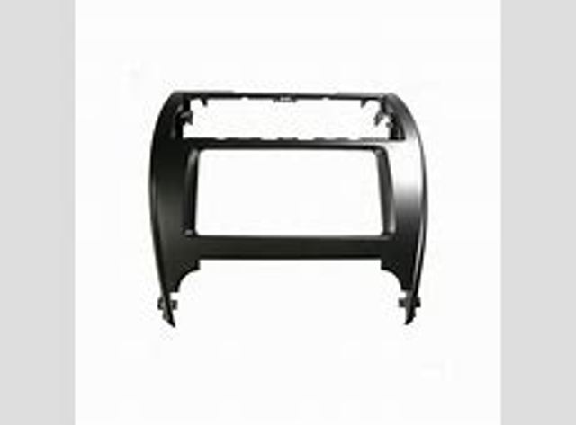 Кронштейн бампера переднего правый 525350E110 Toyota