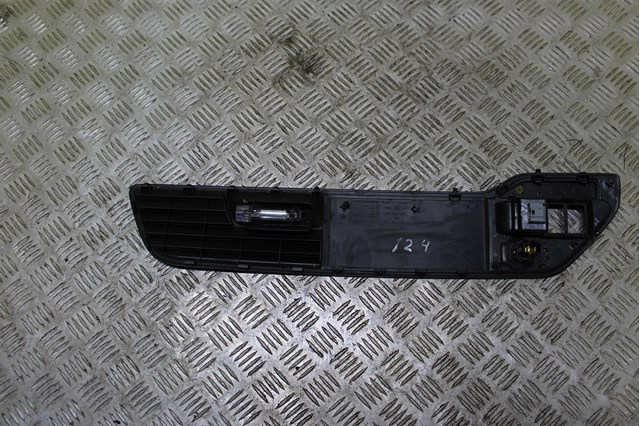 Купить 7P6868248 VAG 