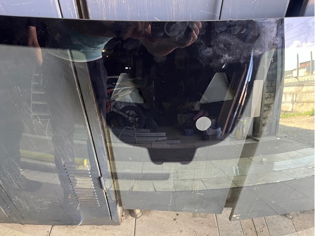 Лобовое стекло A1676705701 Mercedes