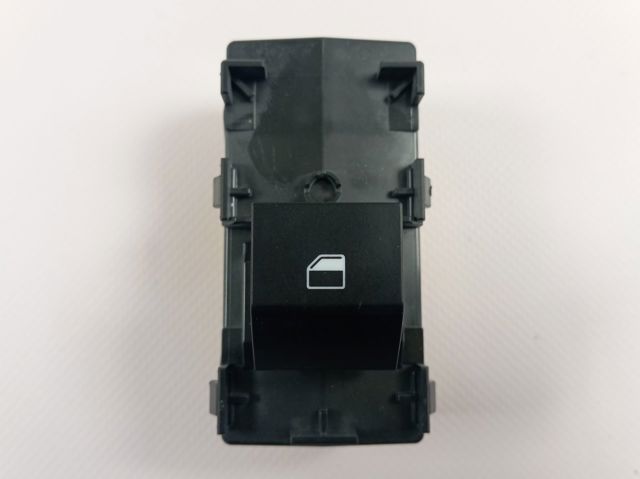  Hyundai/Kia 93581AT000 цена, от 57.14 USD