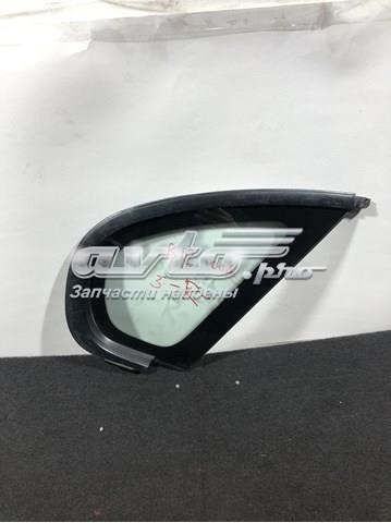 Стекло угловое двери задней Subaru 65222AE000NB