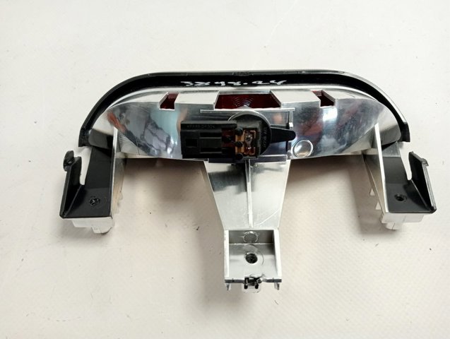 Дополнительный стоп-сигнал Renault (RVI) 265900027R