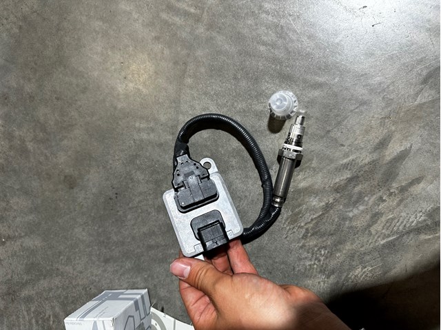 A000905571287 Mercedes