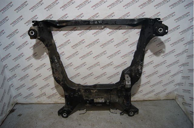 Подрамник передний 31406810 Volvo