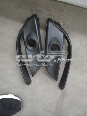 Ободок (окантовка) фары противотуманной левой BAJC50C21A Mazda