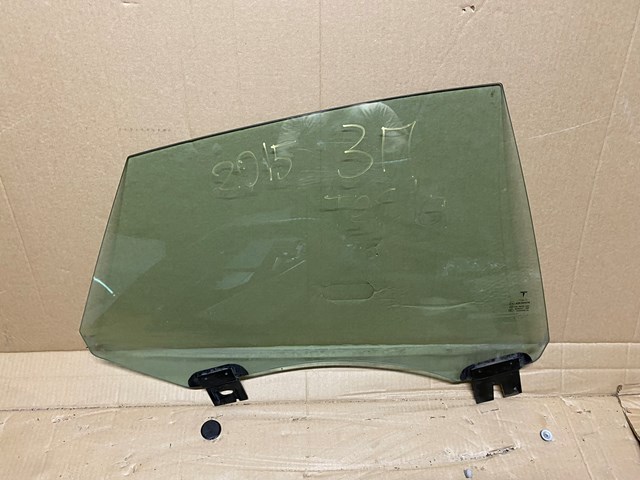 Купить 600657100D Tesla Стекло задней двери, правой