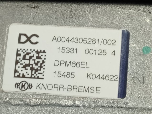  Mercedes 0044305281