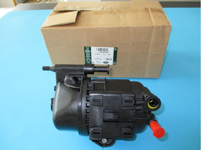 LR155579 Land Rover Фильтр топлива