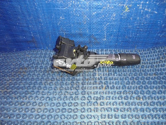 Comutador esquerdo instalado na coluna da direção Toyota 8414042111