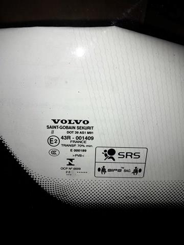 Стекло лобовое Volvo 32244984 цена, от 410.85 USD