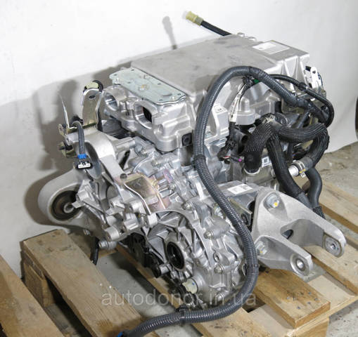 Передний редуктор 3811000Q0A Nissan/Infiniti
