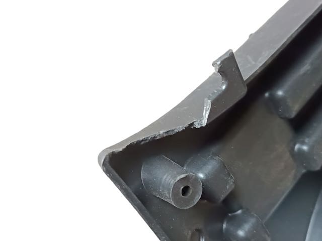 Облицовка радиатора Ford GV458A164A цена, от 53.76 USD
