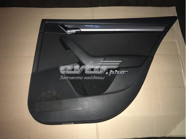 Revestimento (cobrimento) interno da porta traseira direita para Skoda Octavia (A7, 5E3)