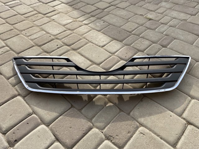 Решетка радиатора 8138052 Polcar