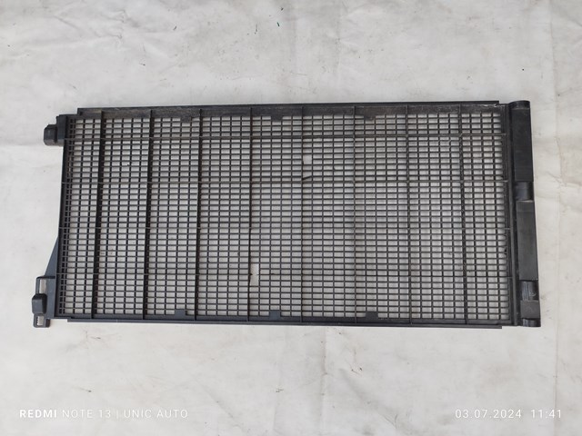 Решетка радиатора кондиционера Renault (RVI) 622549226R цена, от 165.24 USD