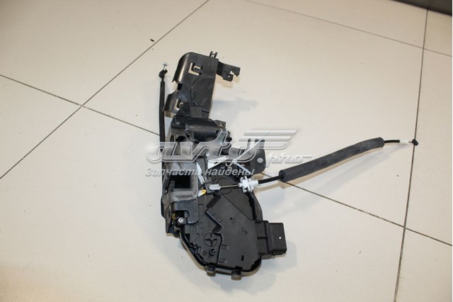 C2P3444 Jaguar Замок двери водителя