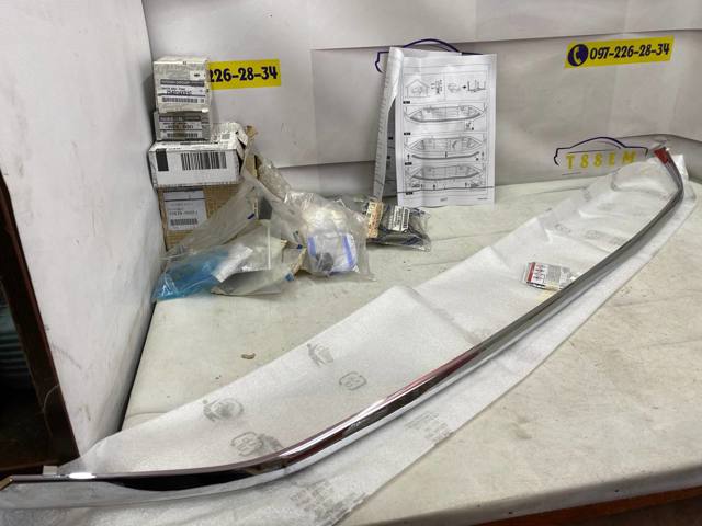 Декоративная накладка Nissan/Infiniti KE6106U0CR цена, от 213.76 USD