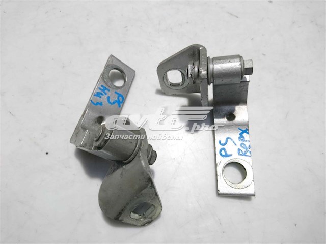 AM51R26811AE Ford Петля задней левой двери