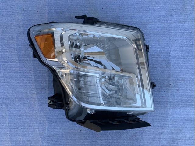Правая фара 26010EZ21A Nissan/Infiniti